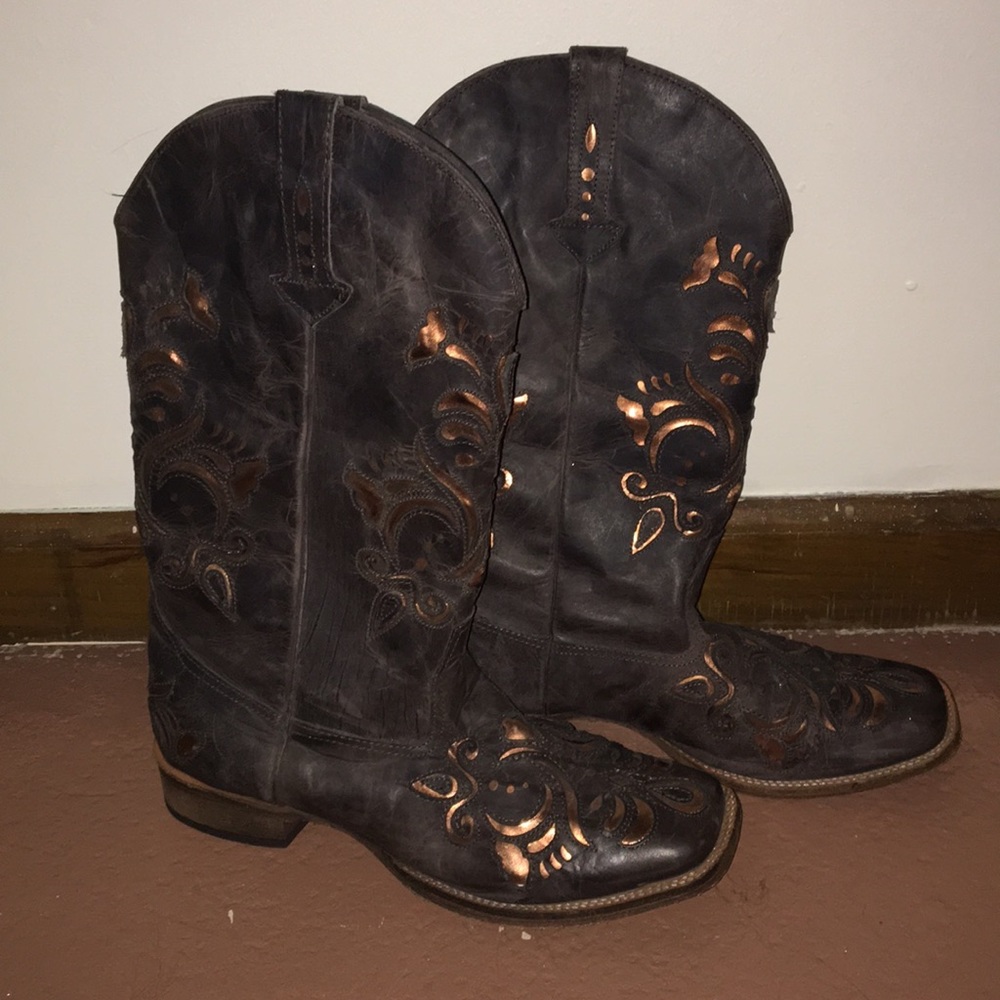 Women’s Cowgirl Boots